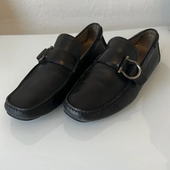 靴 Salvatore Ferragamo Black Leather Shoes Amazon.com | Ferragamo LANNON Black Leather Cap Toe Brogue Gancini